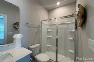 3738 Memorial Pkwy, Charlotte, NC 28217 - Photo 6