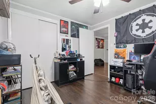 736 E 11th St, Newton, NC 28658 - Photo 20