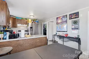 736 E 11th St, Newton, NC 28658 - Photo 6