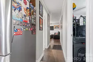 736 E 11th St, Newton, NC 28658 - Photo 12