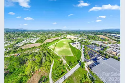 000 Upward Road E, Flat Rock, NC 28731 - Photo 1