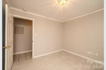 1063 4th Avenue Drive NW, Hickory, NC 28601 - Photo 32