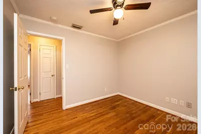 1063 4th Avenue Drive NW, Hickory, NC 28601 - Photo 24