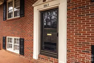 1063 4th Ave Dr NW, Hickory, NC 28601 - Photo 2