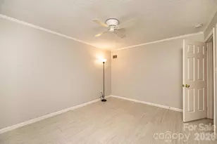 1063 4th Ave Dr NW, Hickory, NC 28601 - Photo 30