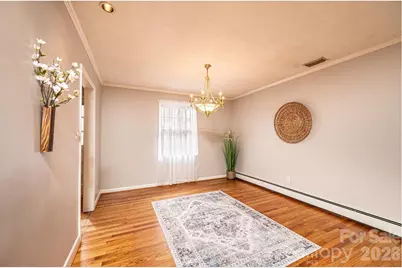 1063 4th Avenue Drive NW, Hickory, NC 28601 - Photo 12