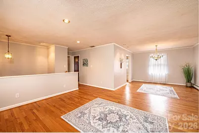 1063 4th Avenue Drive NW, Hickory, NC 28601 - Photo 4