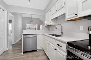 5009 Sharon Rd, Charlotte, NC 28210 - Photo 20