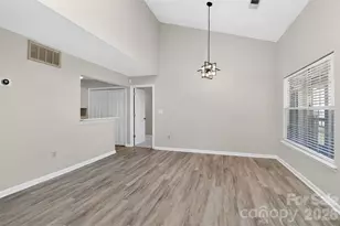 5009 Sharon Rd, Charlotte, NC 28210 - Photo 8