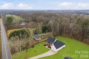 1131 White Jenkins Rd, Bessemer City, NC 28016 - Photo 4