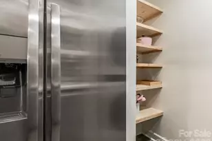 1612 Sharon Rd W, Charlotte, NC 28210 - Photo 8