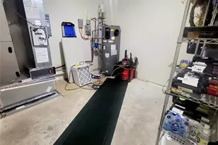 35 Cedarcliff Cir, Asheville, NC 28803 - Photo 32