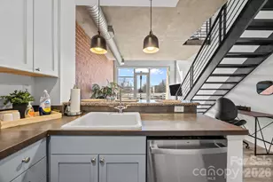 710 W Trade St, Charlotte, NC 28202 - Photo 8