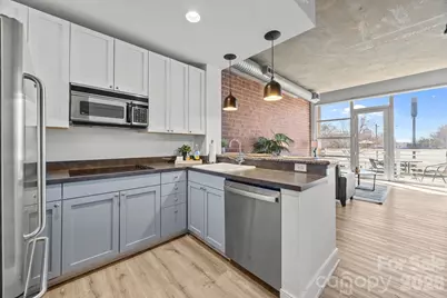 710 W Trade Street, Charlotte, NC 28202 - Photo 10