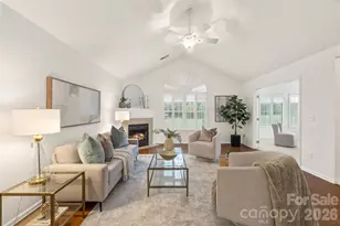 2444 Coltsview Ln, Matthews, NC 28105 - Photo 4