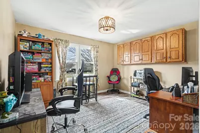 3361 47th Avenue Place NE, Hickory, NC 28601 - Photo 18