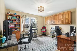 3361 47th Ave Pl NE, Hickory, NC 28601 - Photo 18