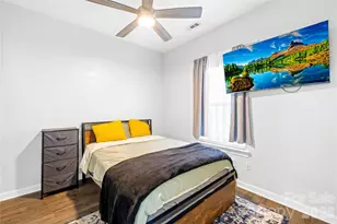 6406 Castlewynd Ct, Charlotte, NC 28212 - Photo 12