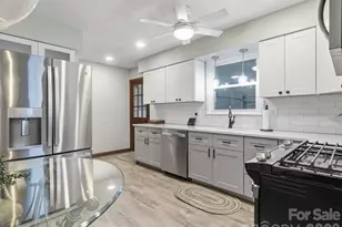 107 Friendfield Dr, Fort Mill, SC 29715 - Photo 6