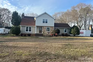 107 Friendfield Dr, Fort Mill, SC 29715 - Photo 2