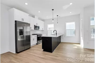 3820 Odom Way, Charlotte, NC 28208 - Photo 6