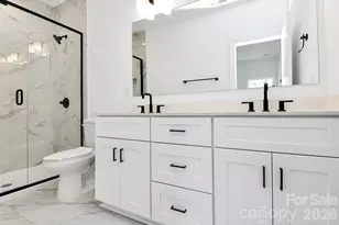 3820 Odom Wy, Charlotte, NC 28208 - Photo 12