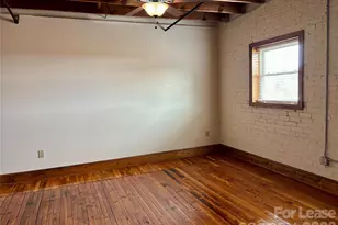 235 E Main St, Lincolnton, NC 28092 - Photo 2