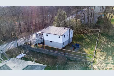 118 Mitchell Street, Canton, NC 28716 - Photo 2