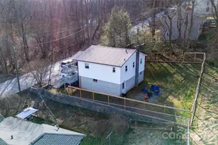 118 Mitchell St, Canton, NC 28716 - Photo 2