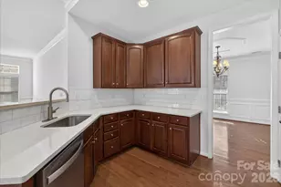 2141 Lord Proprietor Ln, Waxhaw, NC 28173 - Photo 10