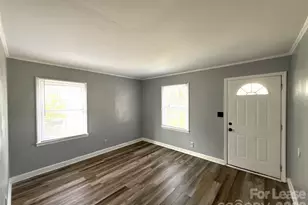 3115 Seymour Dr, Charlotte, NC 28208 - Photo 2