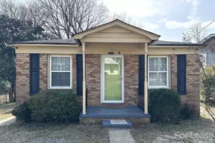 3115 Seymour Dr, Charlotte, NC 28208 - Photo 1