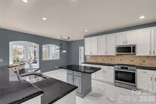 1644 Spandril Ln, Fort Mill, SC 29708 - Photo 12
