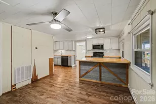 139 Blackburn Dr, Grover, NC 28073 - Photo 12