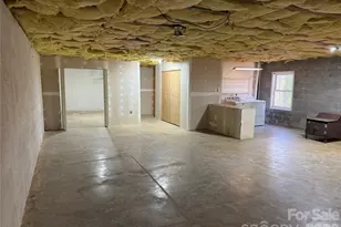 628 Hidden View Loop, Marion, NC 28752 - Photo 30