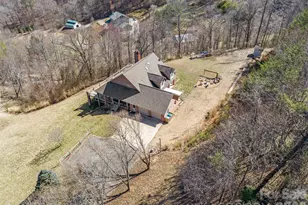 126 Hillcrest Dr, Barnardsville, NC 28709 - Photo 38