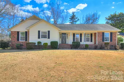 4306 Creemore Drive, Charlotte, NC 28213 - Photo 2