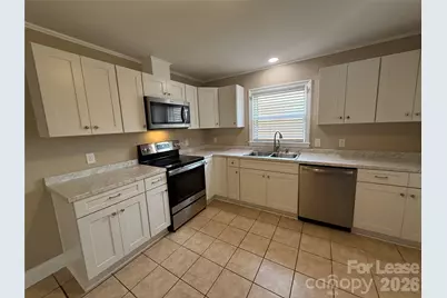 1422 Orvis Street, Charlotte, NC 28216 - Photo 10