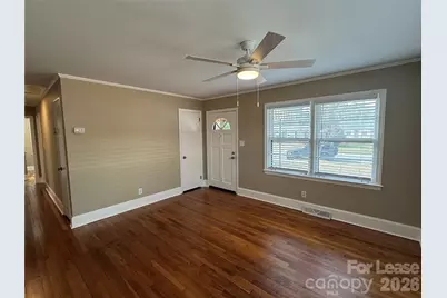 1422 Orvis Street, Charlotte, NC 28216 - Photo 4