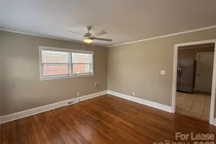 1422 Orvis St, Charlotte, NC 28216 - Photo 2