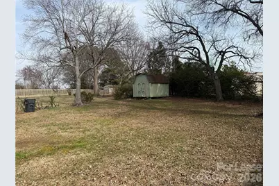 1422 Orvis Street, Charlotte, NC 28216 - Photo 28