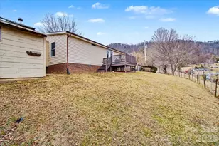 170 Styles Rd, Burnsville, NC 28714 - Photo 28