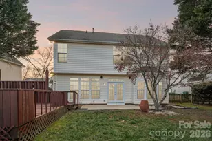 9533 Autumn Applause Dr, Charlotte, NC 28277 - Photo 2