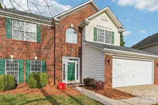 9533 Autumn Applause Dr, Charlotte, NC 28277 - Photo 2