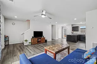 5141 Rustling Pnes Ct, Charlotte, NC 28215 - Photo 8