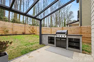 5726 Charing Pl, Charlotte, NC 28211 - Photo 28