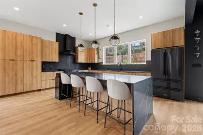 5726 Charing Place, Charlotte, NC 28211 - Photo 4