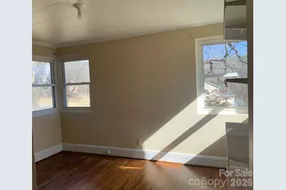 626 3rd Avenue Drive SE, Hickory, NC 28602 - Photo 10