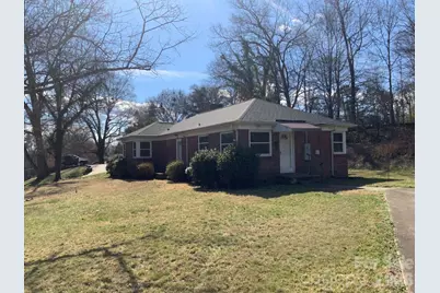 626 3rd Avenue Drive SE, Hickory, NC 28602 - Photo 2