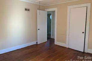 626 3rd Ave Dr SE, Hickory, NC 28602 - Photo 16